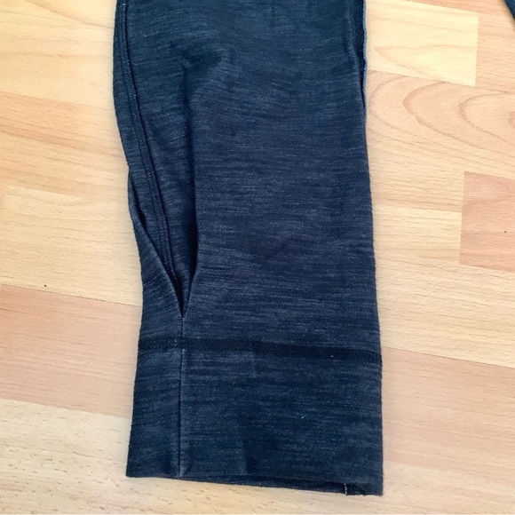 LULULEMON Athletica G1 Dark Charcoal Gray Capri Leggings Women’s Size 6 - Picture 8 of 10
